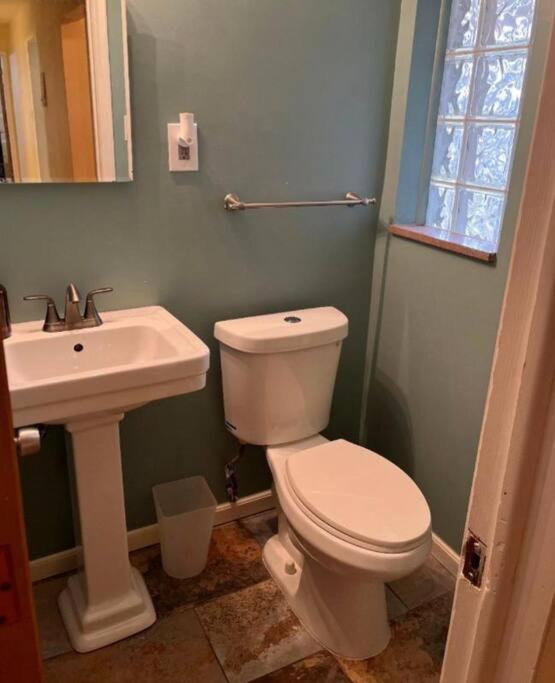 Oak Park Nice Cozy Family-Sized Home In Quiet Neighborhood מראה חיצוני תמונה