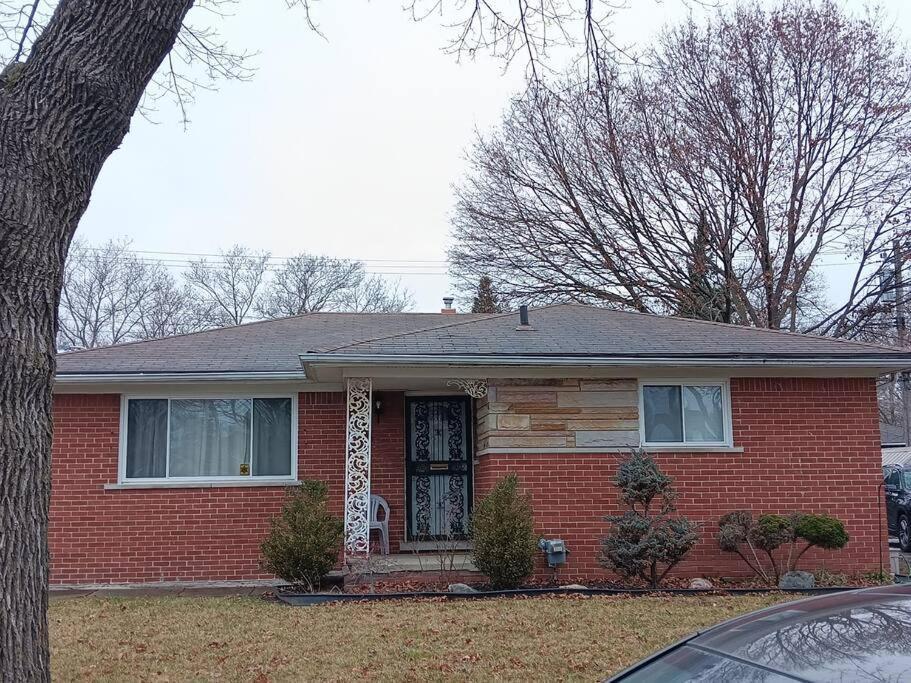 Oak Park Nice Cozy Family-Sized Home In Quiet Neighborhood מראה חיצוני תמונה